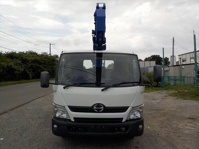 HINO DUTRO-CRANE ATTACHING -2013