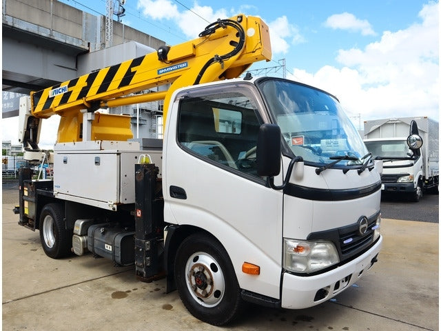 HINO DUTRO-HIGH PLACE OPERATION CAR -2011