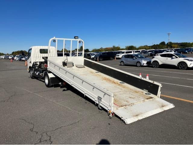 HINO DUTRO-2650KG PILED MI. ROADER . RADIO CONTROLLER -2016