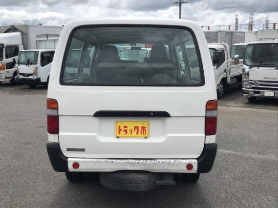 HINO DUTRO-BOX VAN -2017