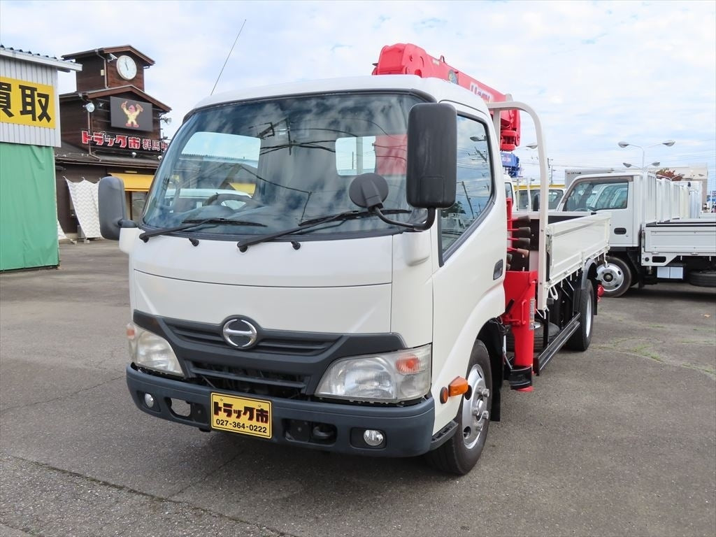 HINO DUTRO-CRANE / SELF CRANE -2012