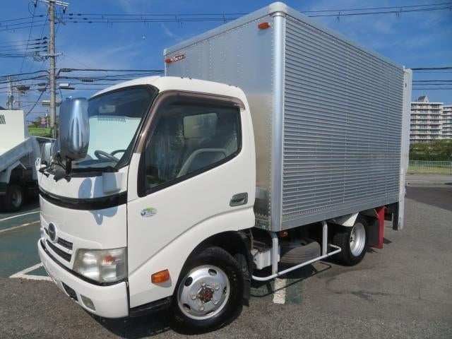 HINO DUTRO-H22 YEAR 2.7 TON ALUMINUM VAN IS -2010