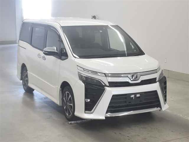 TOYOTA VOXY-ZS KIRAMEKI -2018